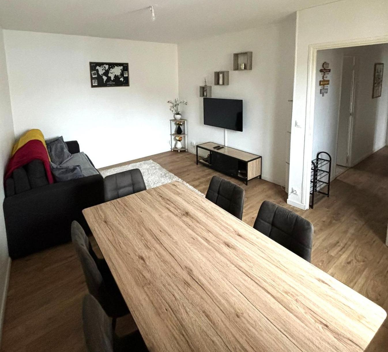 "Charme Vemarien" Appartement Proche Cdg & Asterix Vemars Buitenkant foto